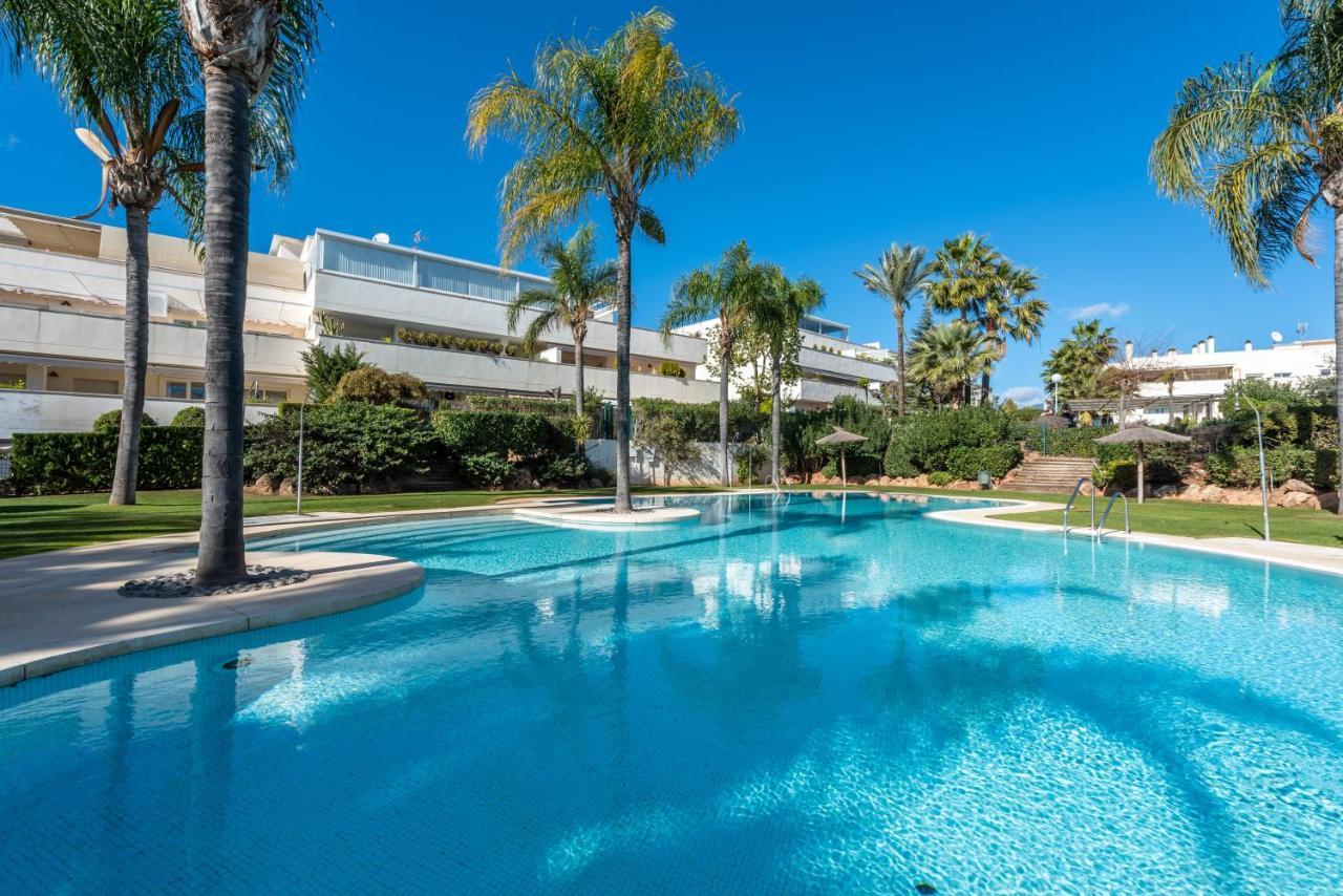 Apartamento Altos De Banus II Momento マルベーリャ エクステリア 写真