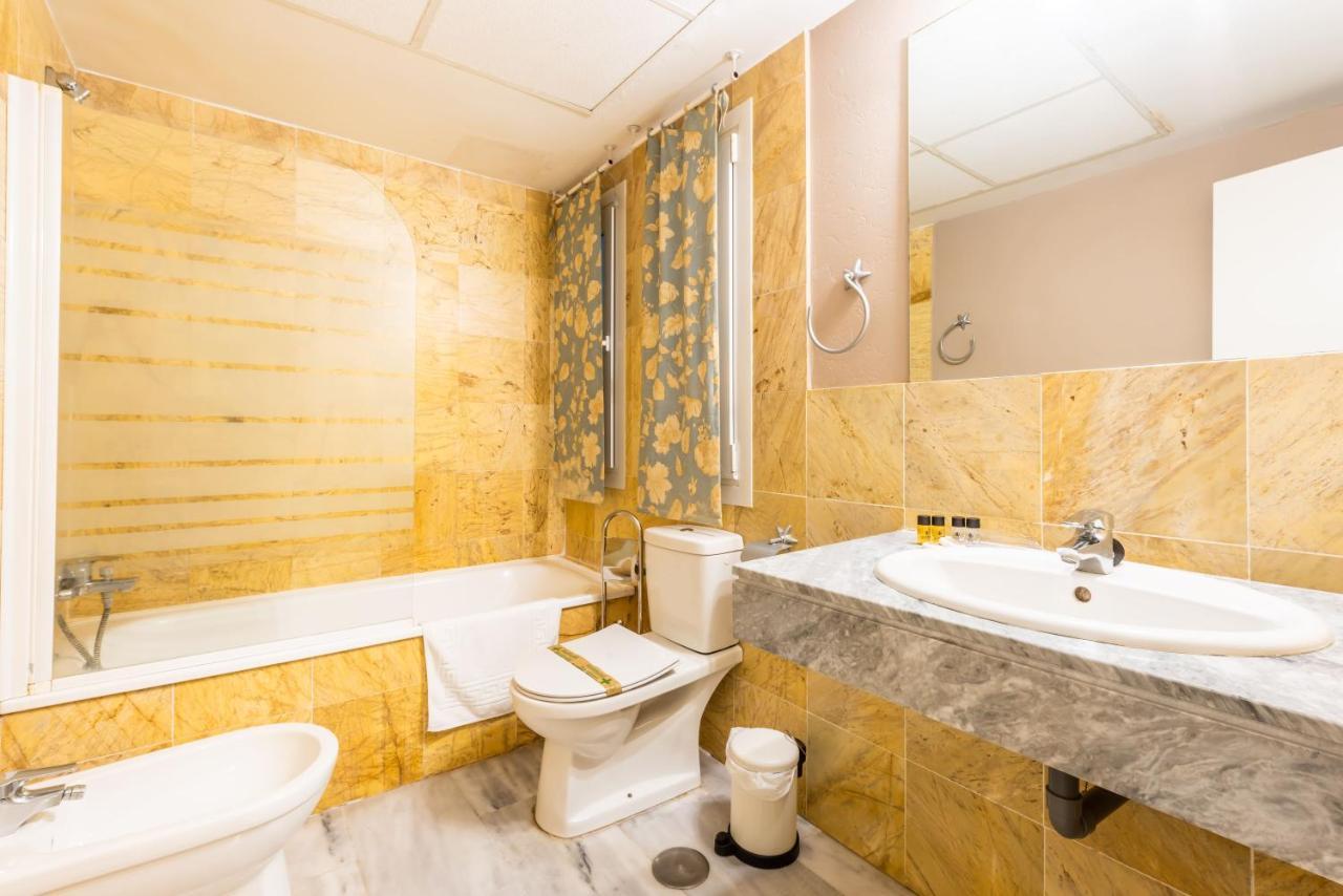 Apartamento Altos De Banus II Momento マルベーリャ エクステリア 写真